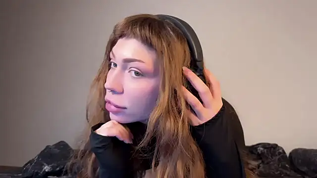 Snapshot of PaulaPratt chatting on 24, 12, 2024 PaulaPratt online show from 24, 12, 2024