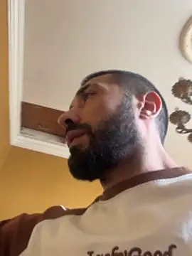 Snapshot of djtimka chatting on 18, 12, 2025 djtimka online show from 18, 12, 2025