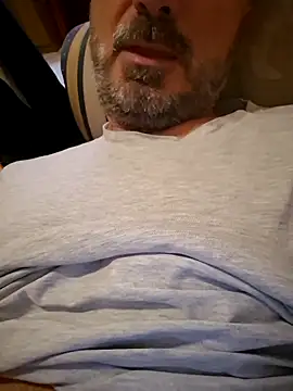 1talianBeutifulCock online show from 29, 10, 2025