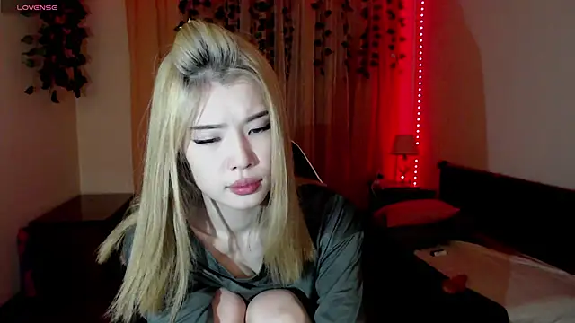 Velvetsky 1 online show from 3, 2, 2025