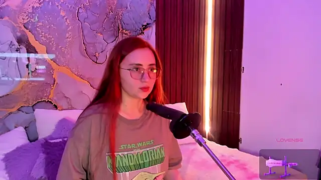 centaurigirl online show from 22, 12, 2025