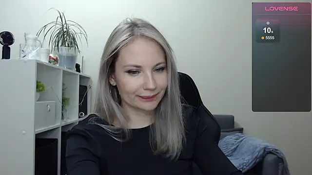 Sunny bunny6 online show from 19, 1, 2025