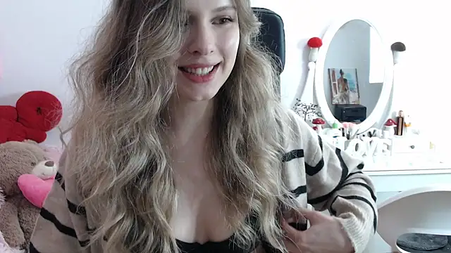 Snapshot of _sweettreat chatting on 13, 9, 2025  sweettreat online show from 13, 9, 2025