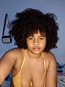 Snapshot of DANIELA_MICHEL chatting on 10, 1, 2025 DANIELA MICHEL online show from 10, 1, 2025