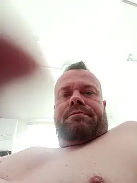 mikaaaaase online show from 11, 4, 2026