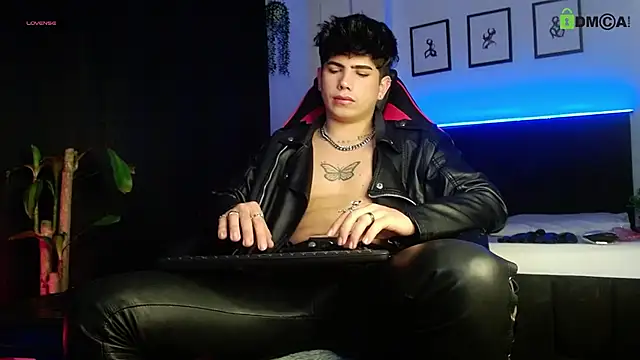 Snapshot of LyleBennett_ chatting on 23, 5, 2026 LyleBennett online show from 23, 5, 2026