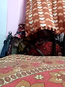 BERRY 00 online show from 3, 4, 2026