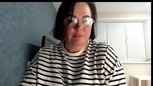 Snapshot of Nora_Star chatting on 15, 12, 2025 Nora Star online show from 15, 12, 2025