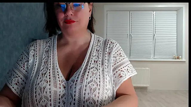 Nora Star online show from 12, 4, 2026