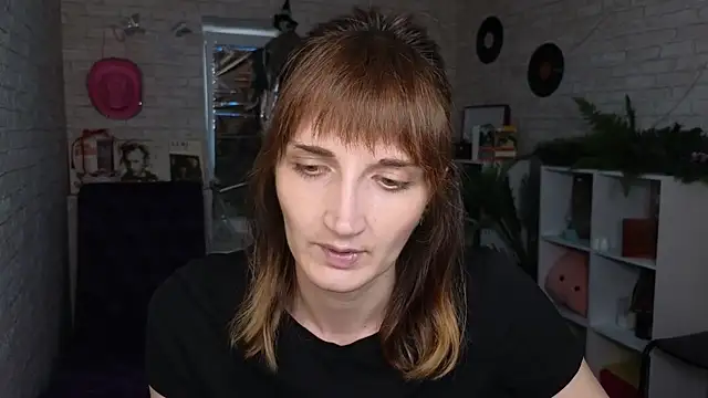 Nika Kitten online show from 1, 4, 2026