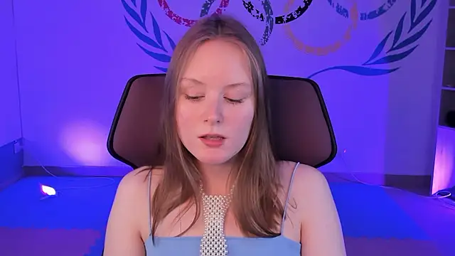 VivienLeeigh online show from 8, 12, 2024