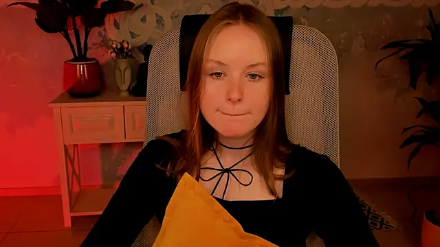 VivienLeeigh online show from 10, 12, 2024