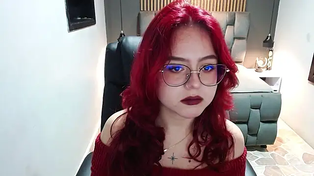 Snapshot of crimson_tati_ chatting on 27, 12, 2024 crimson tati online show from 27, 12, 2024