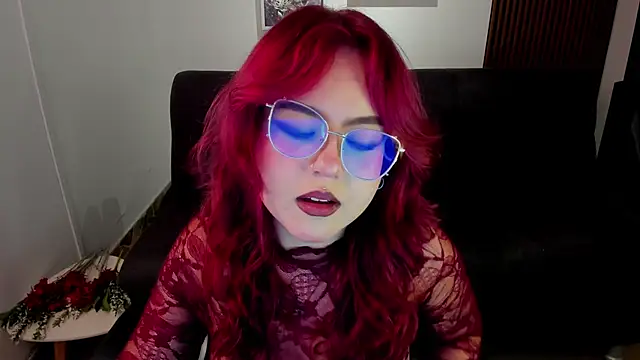 Snapshot of crimson_tati_ chatting on 11, 9, 2025 crimson tati online show from 11, 9, 2025