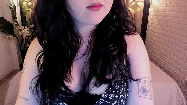 Snapshot of crimson_tati_ chatting on 11, 7, 2026 crimson tati online show from 11, 7, 2026