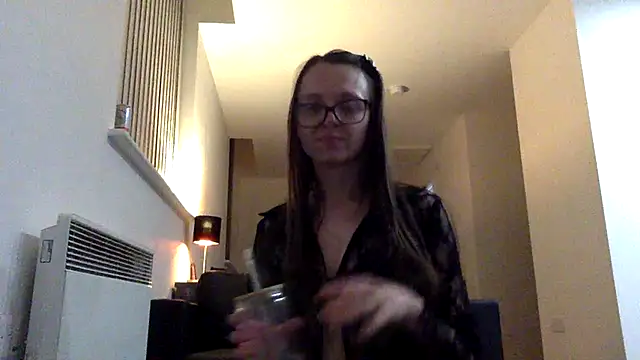 Snapshot of Cerulean chatting on 4, 10, 2025 Cerulean online show from 4, 10, 2025