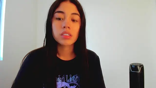 AriaMontgomery online show from 16, 7, 2026