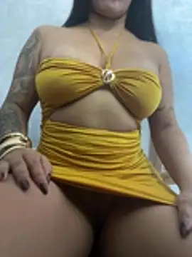 Snapshot of luara1988 chatting on 18, 7, 2026 luara1988 online show from 18, 7, 2026