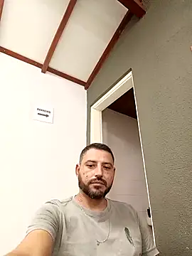 P4uzud4O online show from 24, 2, 2026