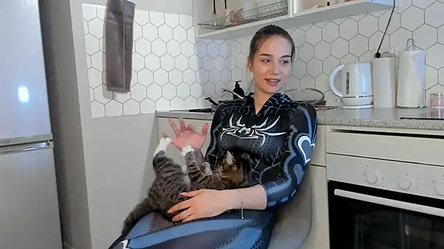 Snapshot of Tate_Angel chatting on 15, 12, 2024 Tate Angel online show from 15, 12, 2024