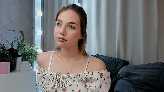 Snapshot of Tate_Angel chatting on 17, 9, 2025 Tate Angel online show from 17, 9, 2025