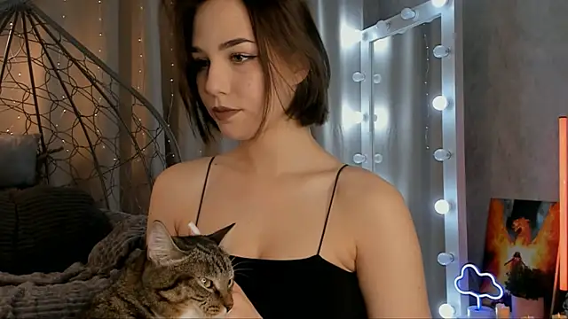 Snapshot of Tate_Angel chatting on 7, 11, 2025 Tate Angel online show from 7, 11, 2025