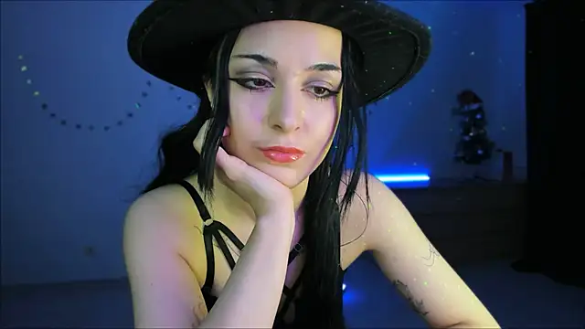 Snapshot of mollyposhh chatting on 12, 1, 2025 mollyposhh online show from 12, 1, 2025