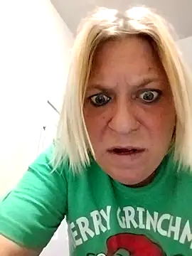 Playmate86 online show from 8, 12, 2024