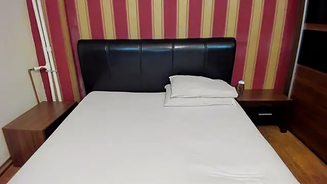 Snapshot of AshPage chatting on 7, 1, 2025 AshPage online show from 7, 1, 2025