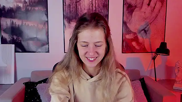 Snapshot of Sharon_Evansi chatting on 6, 12, 2024 Sharon Evansi online show from 6, 12, 2024