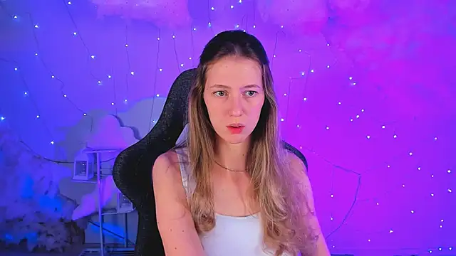 Snapshot of Sharon_Evansi chatting on 25, 12, 2024 Sharon Evansi online show from 25, 12, 2024