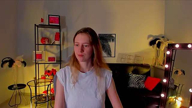 Snapshot of Sharon_Evansi chatting on 14, 3, 2025 Sharon Evansi online show from 14, 3, 2025