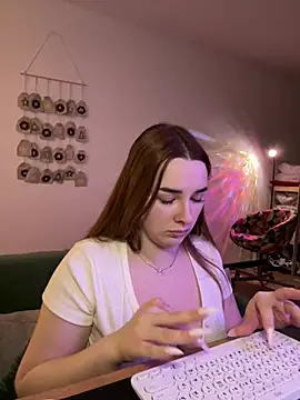 CookyDaisy online show from 5, 1, 2025