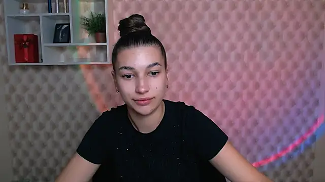 KarolinaRosse  online show from 1, 10, 2025