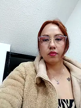 VIOLETA-25  online show from 2, 2, 2025