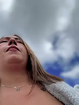 VIOLETA-25  online show from 19, 12, 2025