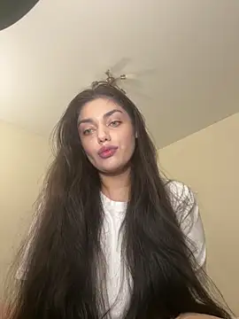 Snapshot of Sweet_Khalifa_ chatting on 2, 2, 2025 Sweet Khalifa  online show from 2, 2, 2025