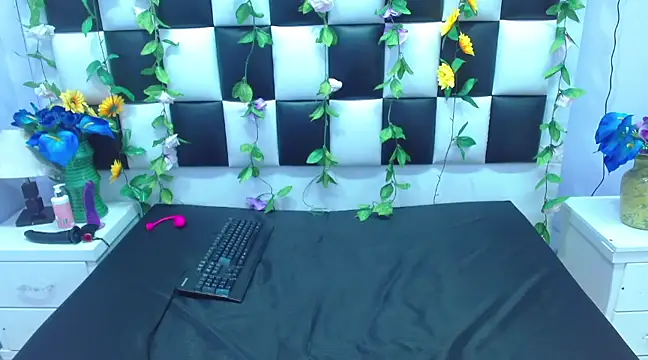 Morgana Smit online show from 27, 2, 2025