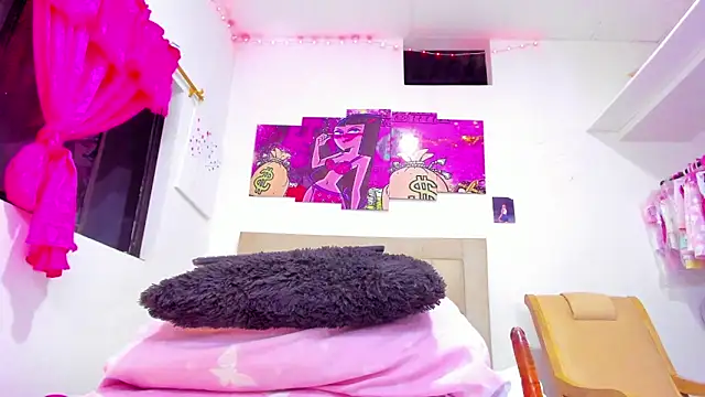 Snapshot of Miranda-brow chatting on 8, 2, 2025 Miranda-brow online show from 8, 2, 2025