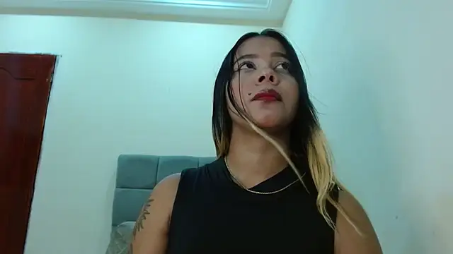 Snapshot of Miranda-brow chatting on 11, 9, 2025 Miranda-brow online show from 11, 9, 2025