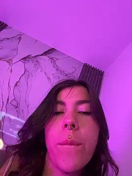 luccianagreyy online show from 1, 6, 2026
