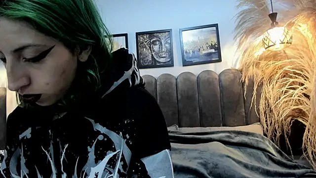 Snapshot of Im_gaia chatting on 16, 12, 2025 Im gaia online show from 16, 12, 2025