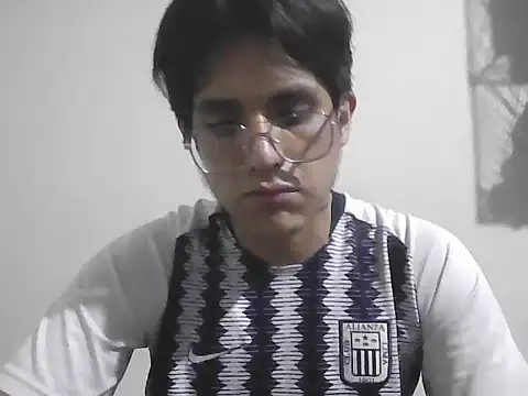 Snapshot of HardDick2 chatting on 25, 6, 2026 HardDick2 online show from 25, 6, 2026