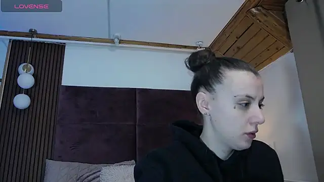 IvyBunny  online show from 5, 12, 2024