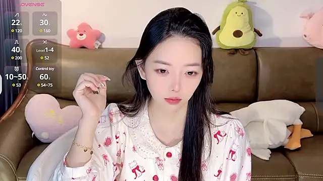 Snapshot of Yilin1999 chatting on 26, 1, 2025 Yilin1999 online show from 26, 1, 2025