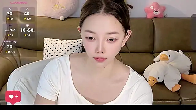 Yilin1999 online show from 21, 7, 2026