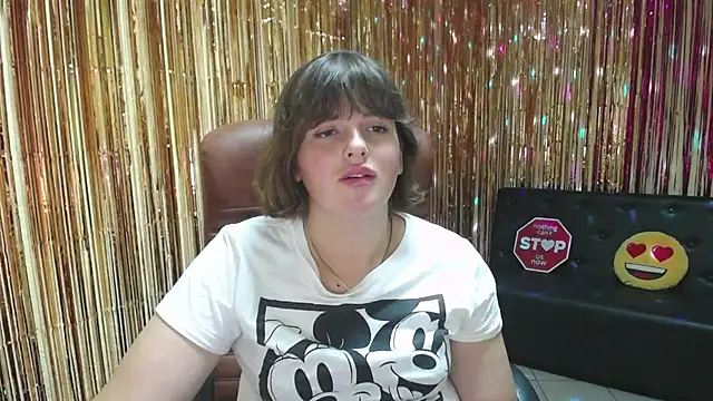 Snapshot of StaceyLex chatting on 19, 9, 2025 StaceyLex online show from 19, 9, 2025