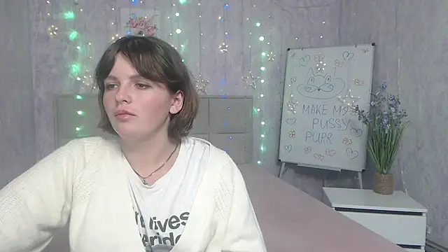 Snapshot of StaceyLex chatting on 8, 10, 2025 StaceyLex online show from 8, 10, 2025