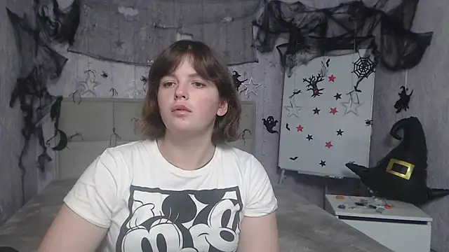 Snapshot of StaceyLex chatting on 21, 10, 2025 StaceyLex online show from 21, 10, 2025