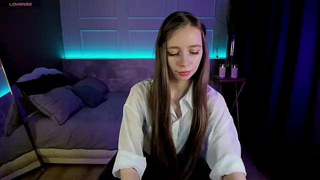 OliviaGentle online show from 8, 1, 2025